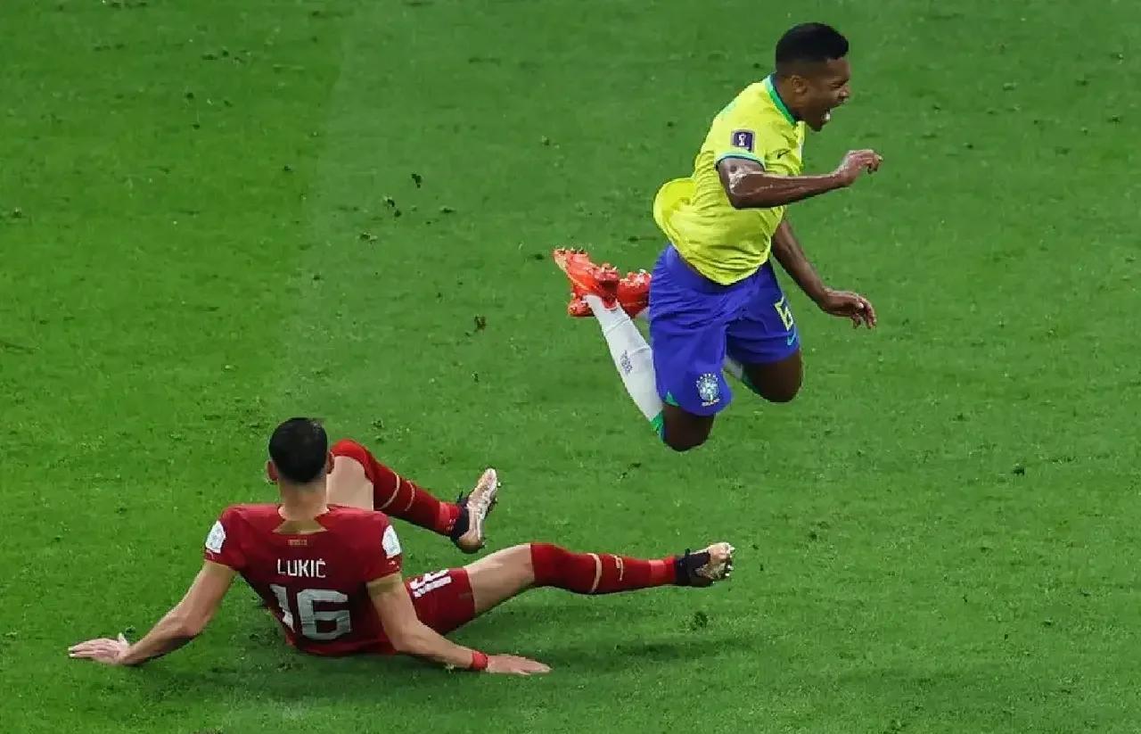 星空体育平台-球队医生叫什么